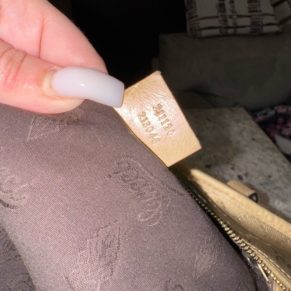 PRICE DROP!!! GUCCI GOLD IMPRIME GG Monogram - Picture 7 of 14